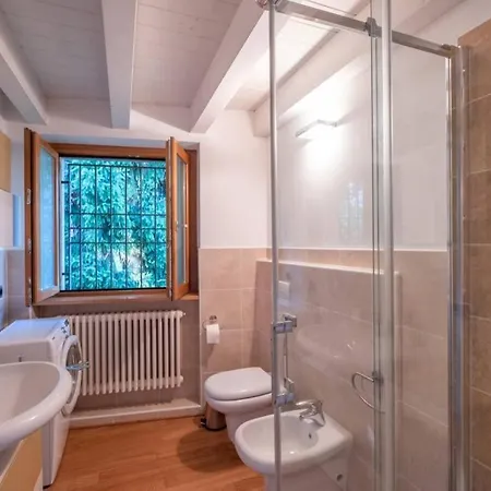 Happy Guest Apartments - Lake & Style Riva di Solto Exterior photo